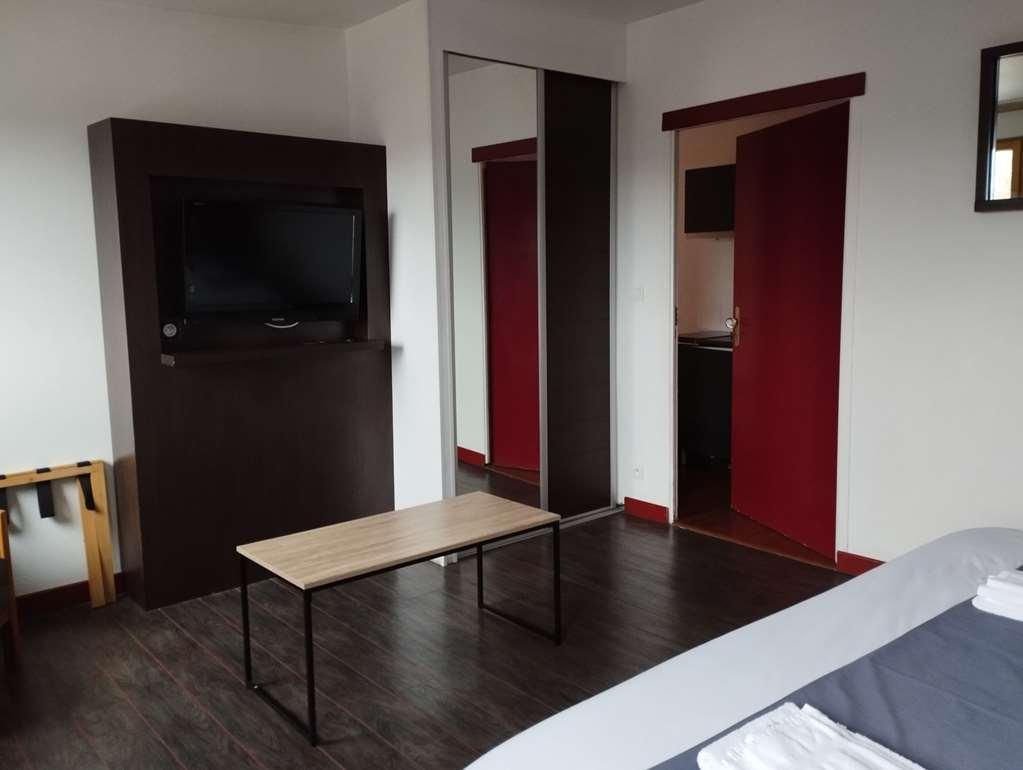 Brit Hotel L'Arrivee Guingamp Rom bilde