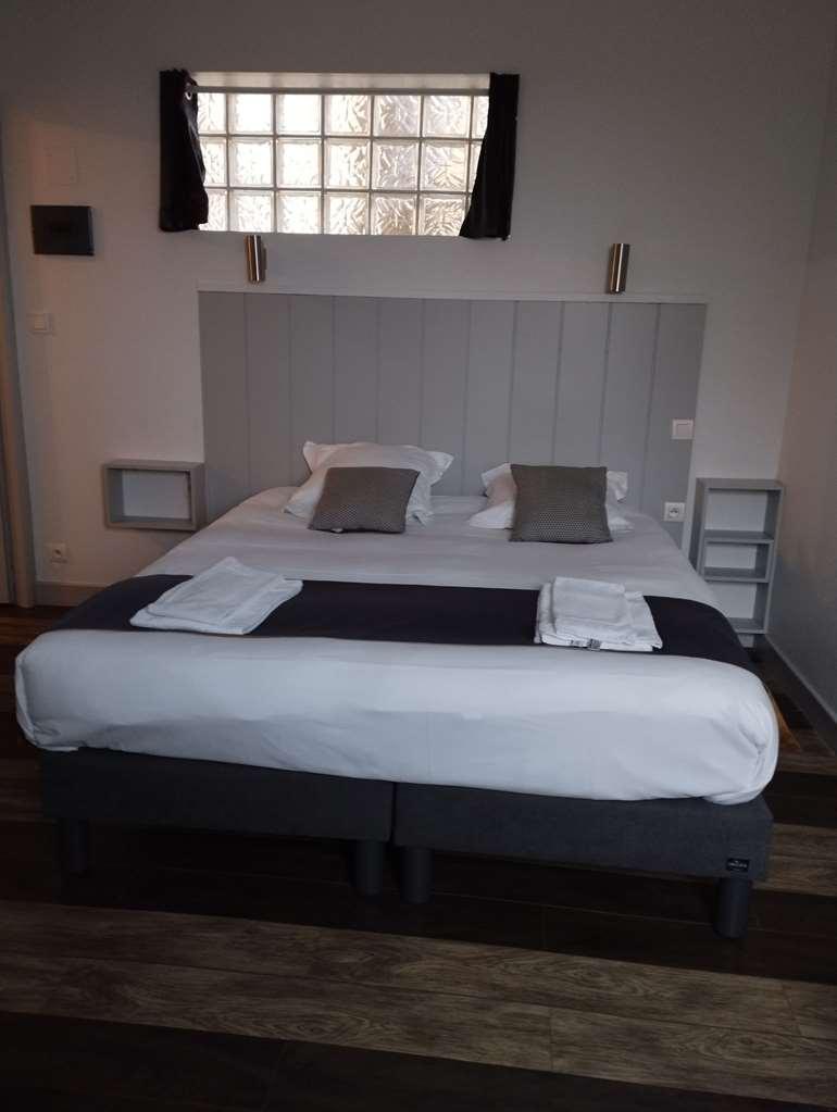 Brit Hotel L'Arrivee Guingamp Rom bilde